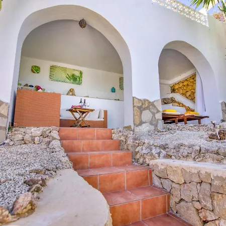 וילה Villa Tulipe פגו